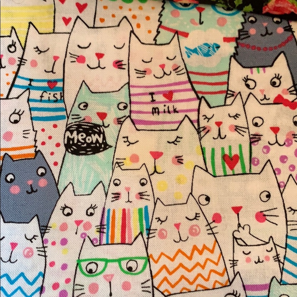 One - Face Mask Double Sided w/Nose Clip.   Adult. - Picture 2 of 5